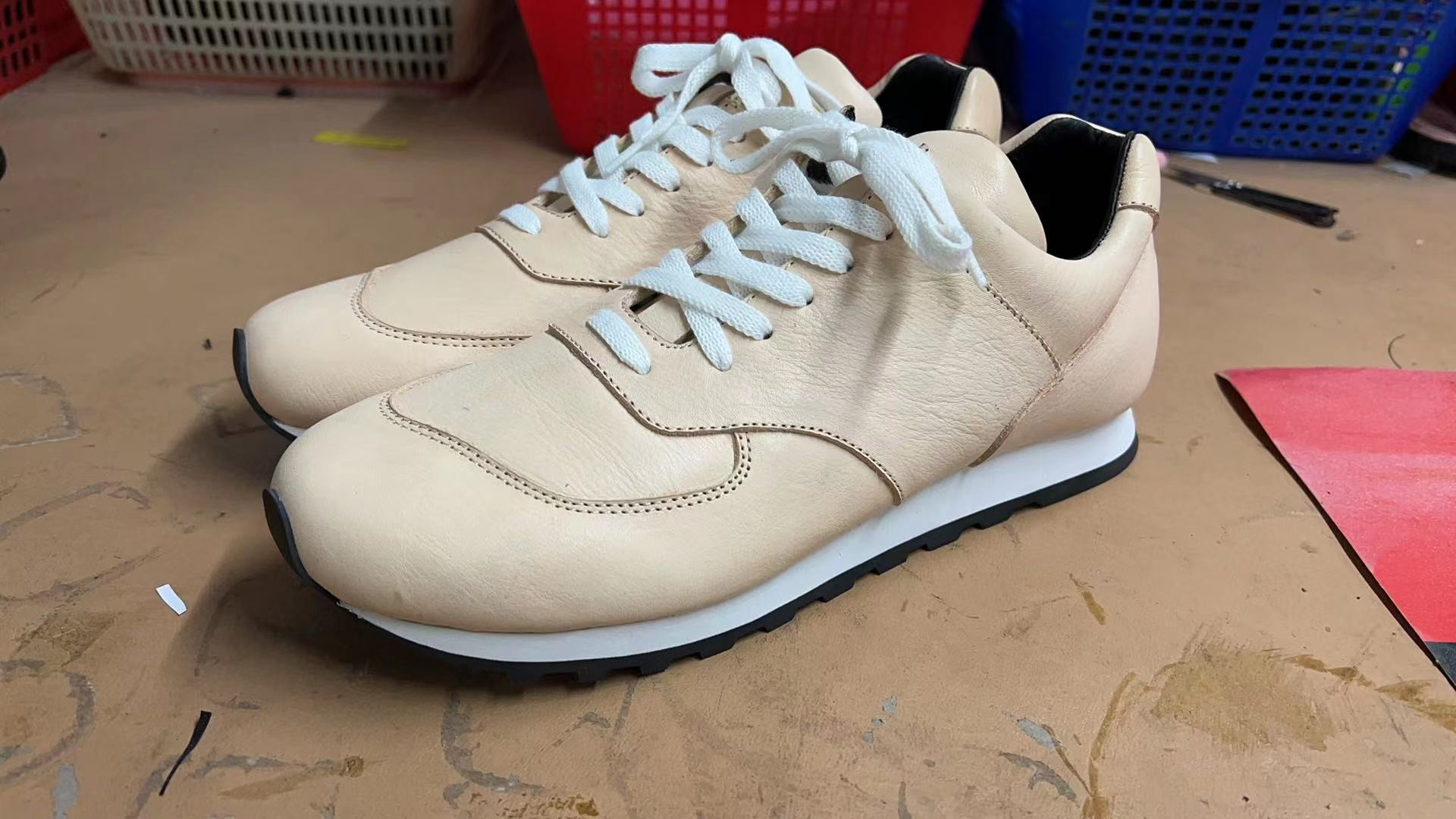 NB-01 スニーカー画像